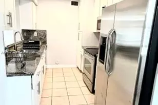 4609 NW 97th Ct, Doral, FL 33178 - Photo 2