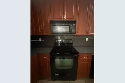 3372 NE 11th Dr #3372, Homestead, FL 33033 - Photo 4