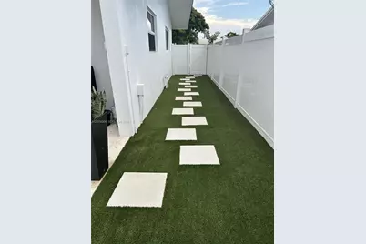 1640 NE 59th Pl, Fort Lauderdale, FL 33334 - Photo 36