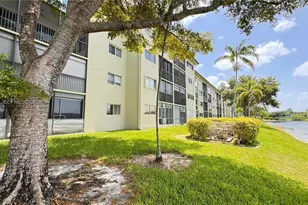 1400 SW 131st Way, Pembroke Pines, FL 33027 - Photo 2
