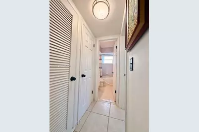 455 Paradise Isle Blvd #109, Hallandale Beach, FL 33009 - Photo 18