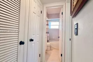 455 Paradise Isle Blvd, Hallandale Beach, FL 33009 - Photo 18