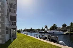 455 Paradise Isle Blvd, Hallandale Beach, FL 33009 - Photo 28