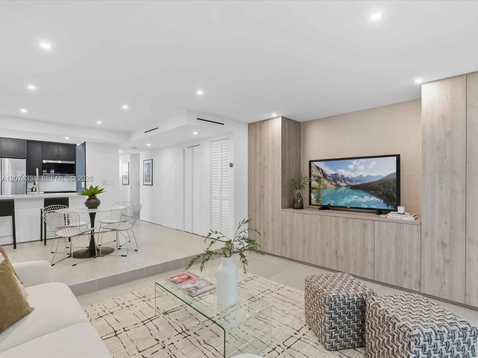 2945 Bridgeport Ave #E - 2945 Bridgeport Ave #E, Coconut Grove, FL 33133 Luxury Property | Jose Angel Pina