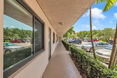 2606 NW 104th Ave #102, Sunrise, FL 33322 - Photo 4