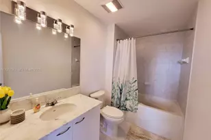 133 NE 2nd Ave, Miami, FL 33132 - Photo 18