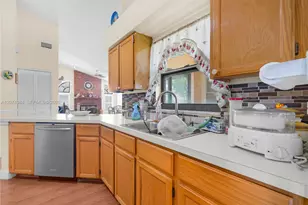2609 Birchwood Ave, Kissimmee, FL 34744 - Photo 10