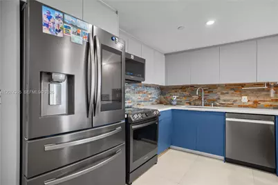 2350 NE 135th St #1204, North Miami, FL 33181 - Photo 4