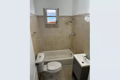 1545 NW 1st St #1537, Miami, FL 33125 - Photo 8