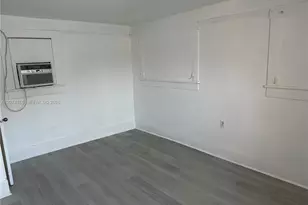 1545 NW 1st St, Miami, FL 33125 - Photo 20