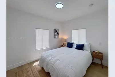 1300 NW 42nd St, Miami, FL 33142 - Photo 16