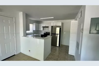 4096 N Pine Island Rd #2112, Sunrise, FL 33351 - Photo 2