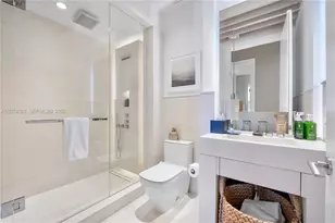 102 24th St, Miami Beach, FL 33139 - Photo 22