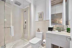 102 24th St, Miami Beach, FL 33139 - Photo 18