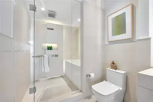 102 24th St, Miami Beach, FL 33139 - Photo 40