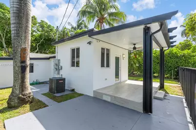 330 NW 82nd Ter, Miami, FL 33150 - Photo 24