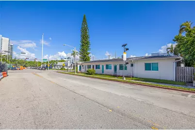 625 75th St, Miami Beach, FL 33141 - Photo 4