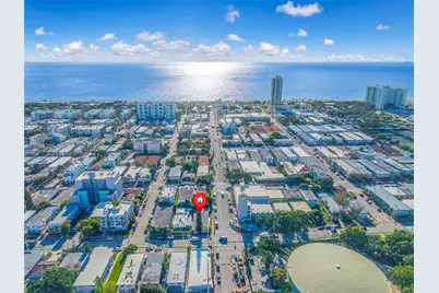 625 75th St, Miami Beach, FL 33141 - Photo 32