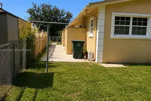 512 SW 10th St, Hallandale Beach, FL 33009 - Photo 28