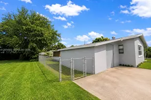 3861 NW 6th St, Lauderhill, FL 33311 - Photo 2