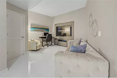 851 NE 1st Ave #3301, Miami, FL 33132 - Photo 26