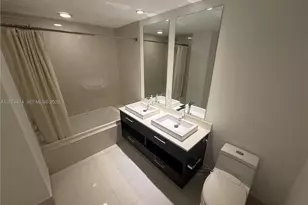 45 SW 9th St, Miami, FL 33130 - Photo 12