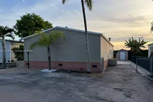 220 NE 12th Ave, Homestead, FL 33030 - Photo 20