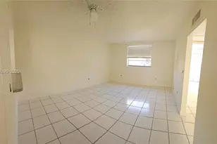 652 NW 3rd St, Miami, FL 33128 - Photo 8