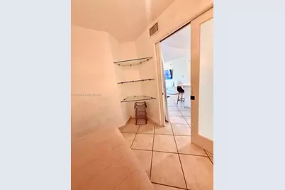 19701 E Country Club Dr #5605, Aventura, FL 33180 - Photo 24
