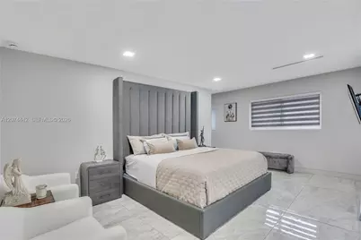 2225 NE 16th Ave, Wilton Manors, FL 33305 - Photo 40
