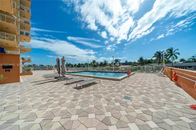 2450 NE 135th St #209, North Miami, FL 33181 - Photo 32