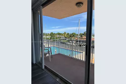 2450 NE 135th St #209, North Miami, FL 33181 - Photo 4