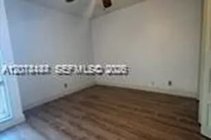 835 NW 81st Way, Plantation, FL 33324 - Photo 10