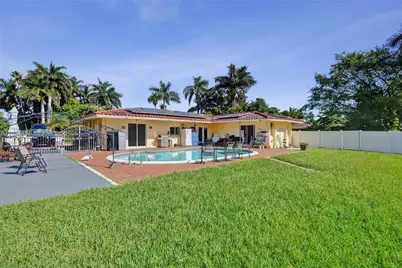 2 NE 160th St, Miami, FL 33162 - Photo 42