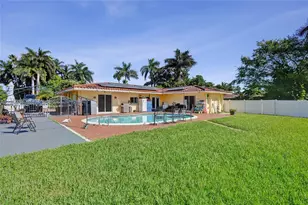 2 NE 160th St, Miami, FL 33162 - Photo 42