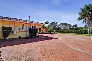 2 NE 160th St, Miami, FL 33162 - Photo 6