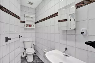 2 NE 160th St, Miami, FL 33162 - Photo 30