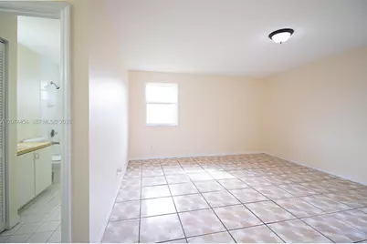 455 NW 14th St, Florida City, FL 33034 - Photo 14