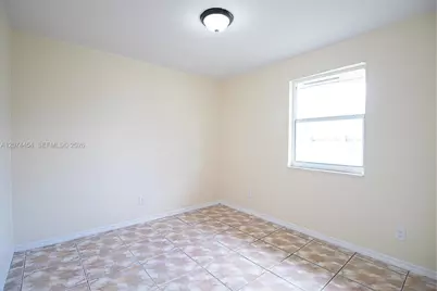 455 NW 14th St, Florida City, FL 33034 - Photo 12