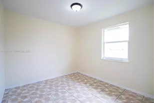 455 NW 14th St, Florida City, FL 33034 - Photo 12