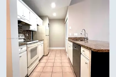 1077 Goldenrod Rd, Wellington, FL 33414 - Photo 8
