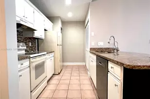1077 Goldenrod Rd, Wellington, FL 33414 - Photo 8