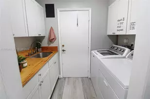 1108 NW 180th Ave, Pembroke Pines, FL 33029 - Photo 30