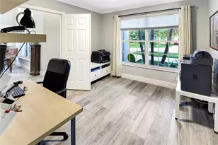 1108 NW 180th Ave, Pembroke Pines, FL 33029 - Photo 28
