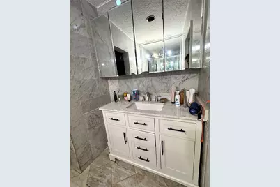 3351 NW 20th St, Miami, FL 33142 - Photo 14