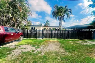 3351 NW 20th St, Miami, FL 33142 - Photo 2