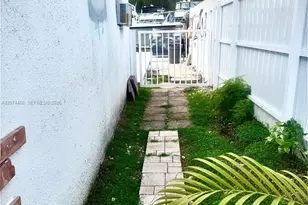 3351 NW 20th St, Miami, FL 33142 - Photo 30