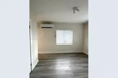 7400 Harding Ave #20, Miami Beach, FL 33141 - Photo 6