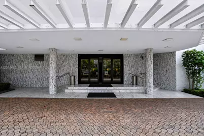 6423 Collins Ave #1702, Miami Beach, FL 33141 - Photo 78
