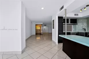 6423 Collins Ave, Miami Beach, FL 33141 - Photo 34